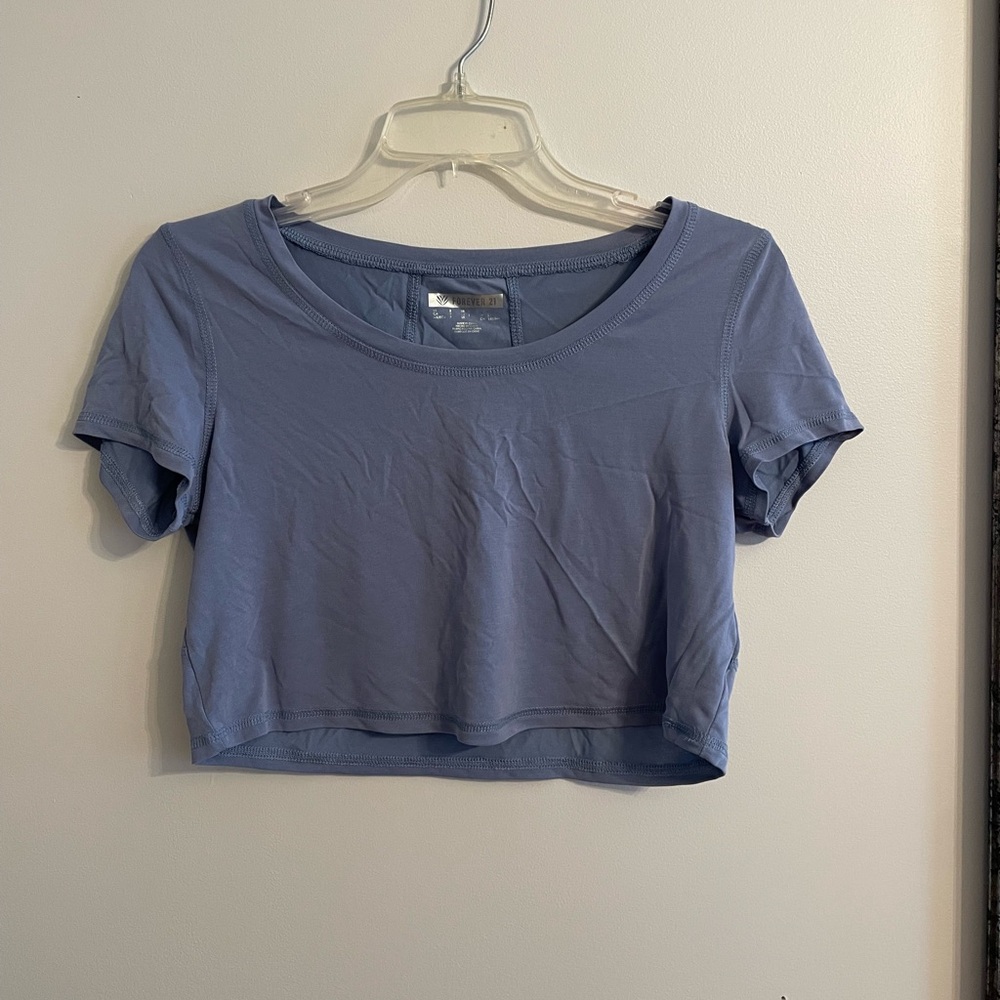 Forever 21 Light Blue Short Sleeve Crop Top